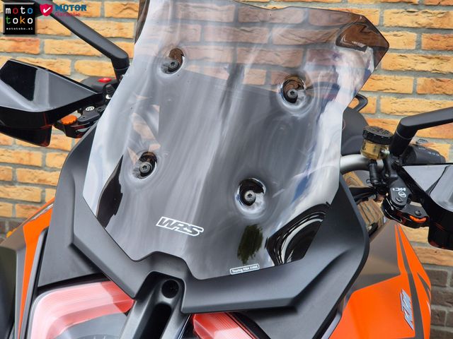 ktm - 1290-super-duke-gt