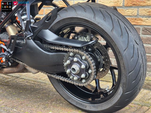 ktm - 1290-super-duke-gt