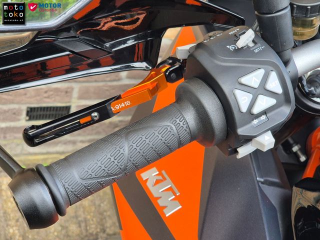 ktm - 1290-super-duke-gt