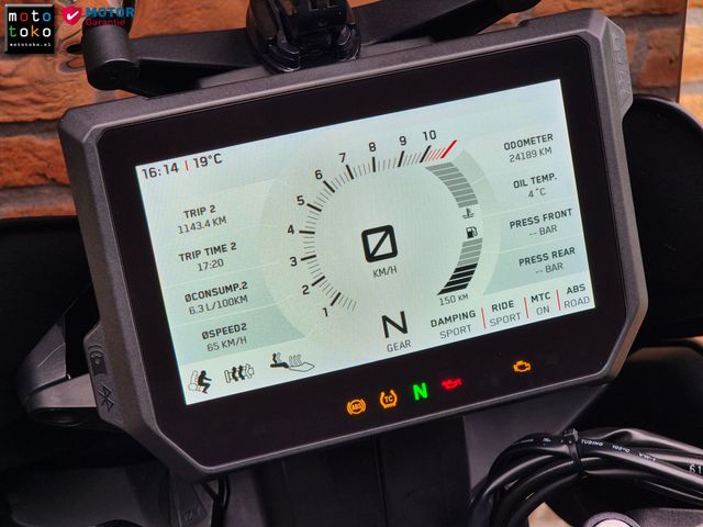 ktm - 1290-super-duke-gt
