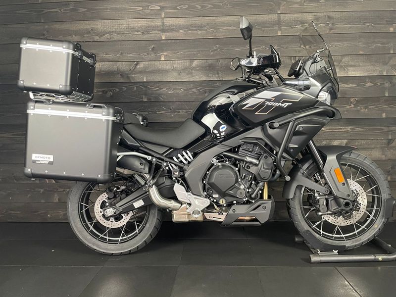 Cfmoto 700MT Adventure GT Black 2026 nieuw