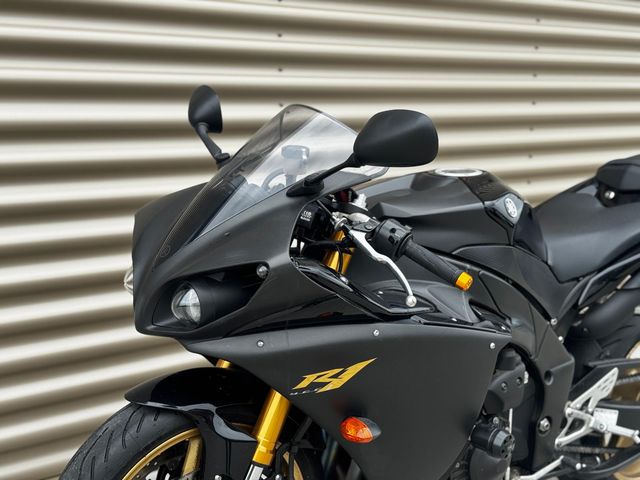 yamaha - yzf-r1