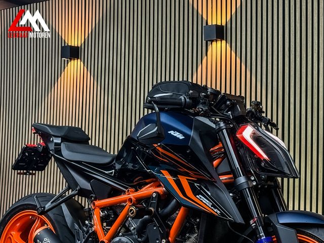 ktm - 1290-super-duke-r-evo