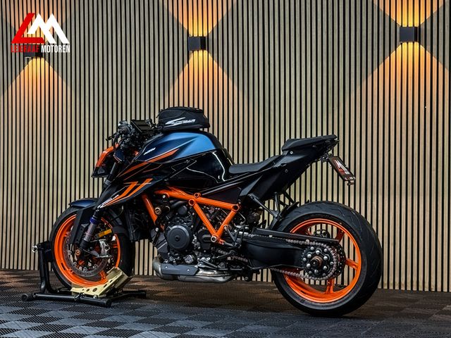 ktm - 1290-super-duke-r-evo