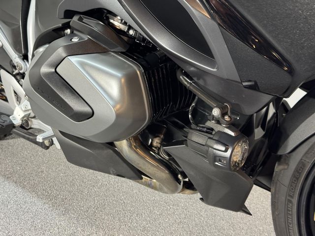 bmw - r-1250-rt