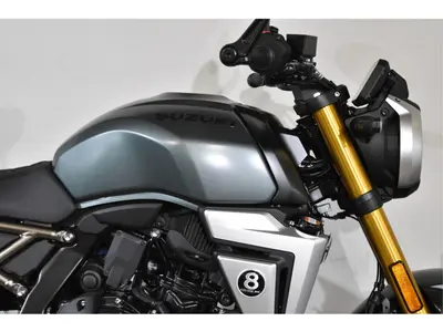 SUZUKI GSX-8T – foto 2