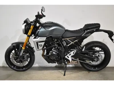 SUZUKI GSX-8T – foto 4