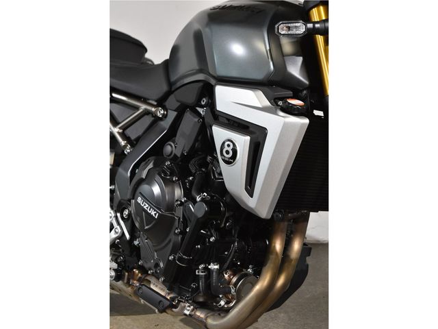 suzuki - gsx-8t