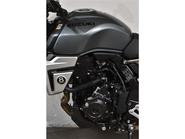 suzuki - gsx-8t