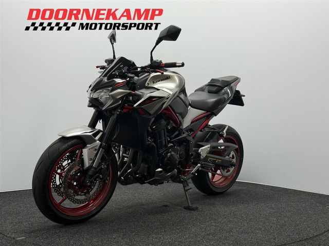 kawasaki - z900
