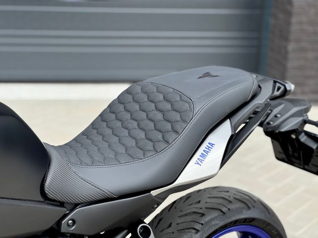 yamaha - tracer-7