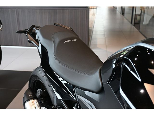 bmw - f-900-r