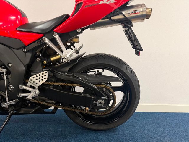 honda - cbr-1000-rr-fireblade