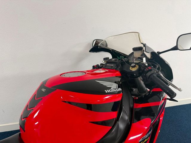 honda - cbr-1000-rr-fireblade