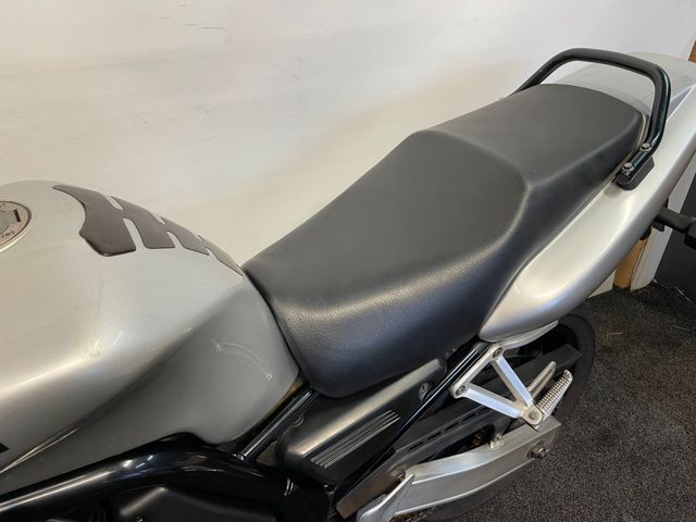 yamaha - fzs-600-fazer