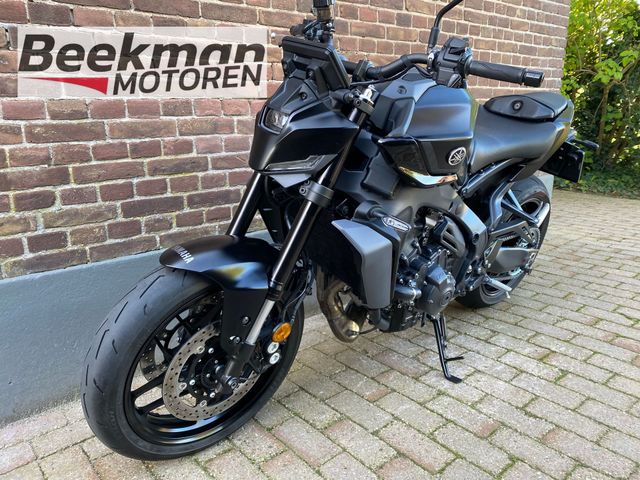 yamaha - mt-09-y-amt