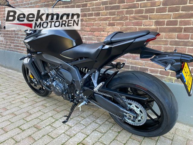yamaha - mt-09-y-amt