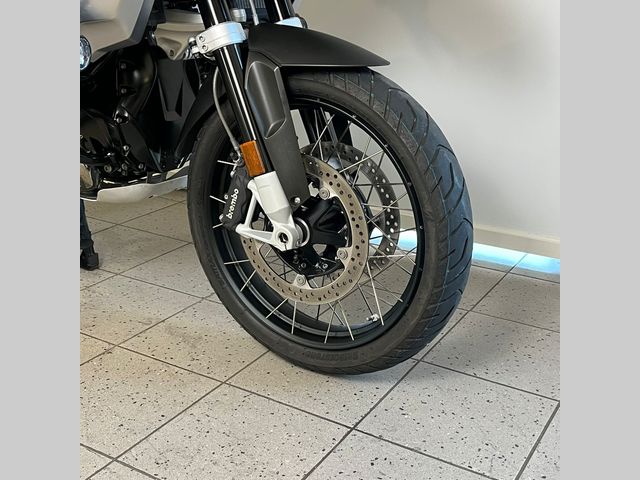 bmw - r-1250-gs-adventure