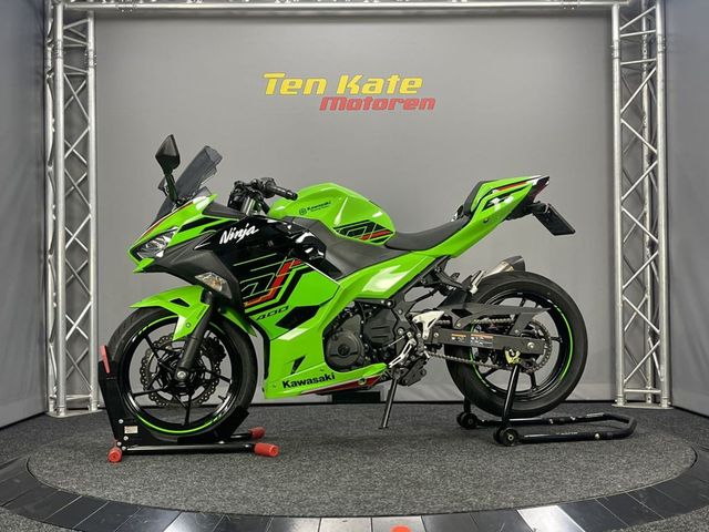 kawasaki - ninja-400