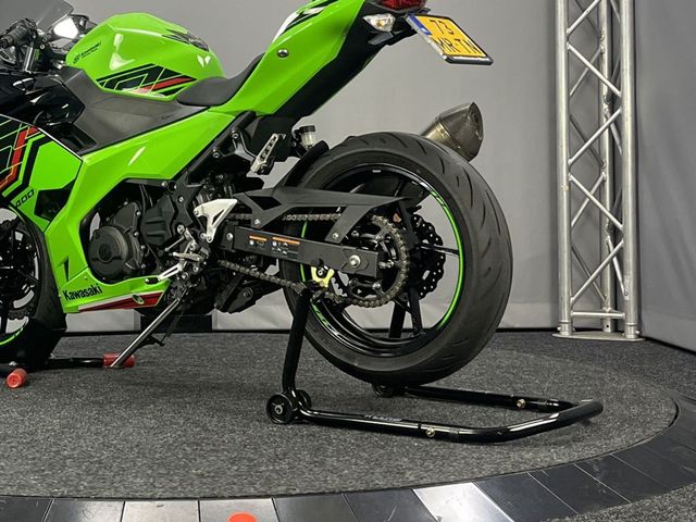 kawasaki - ninja-400