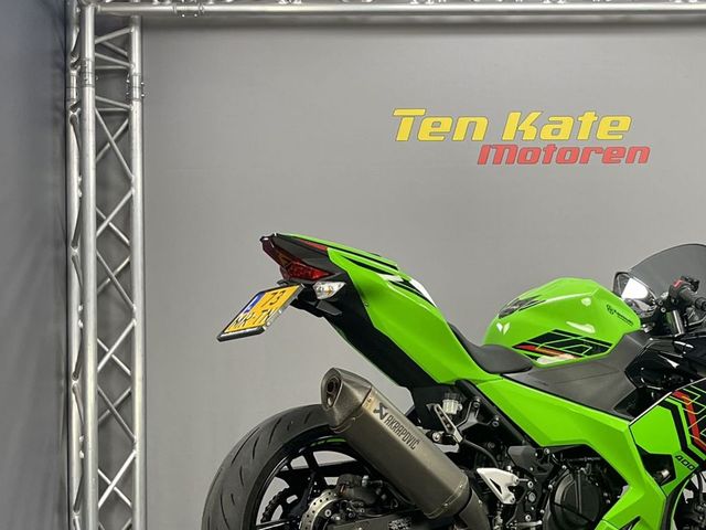 kawasaki - ninja-400