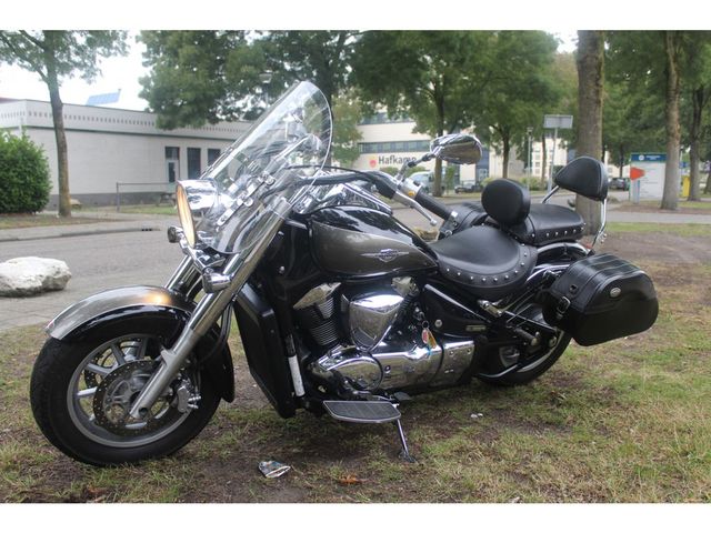 suzuki - intruder-c-1800-r