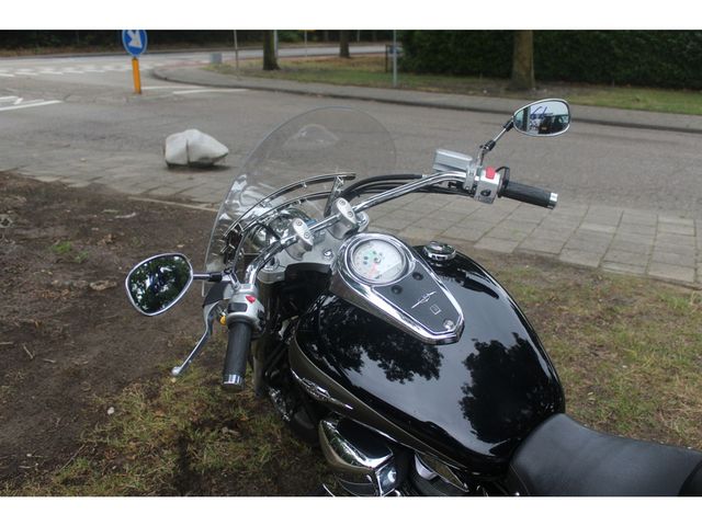 suzuki - intruder-c-1800-r