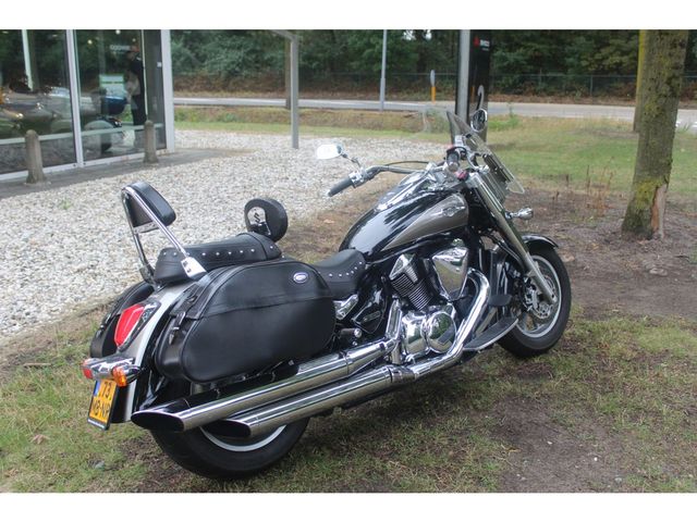 suzuki - intruder-c-1800-r
