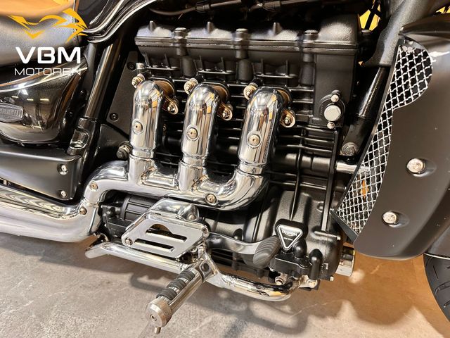 triumph - rocket-iii