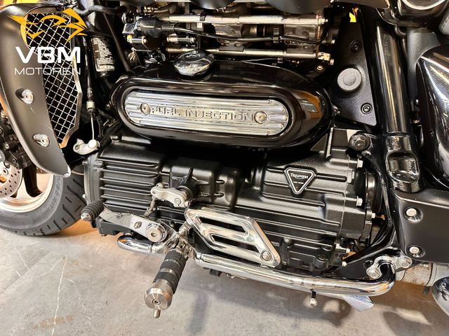 triumph - rocket-iii