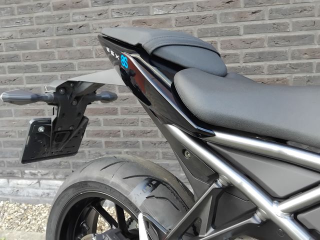 suzuki - gsx-8s