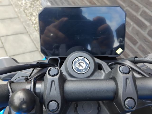 suzuki - gsx-8s