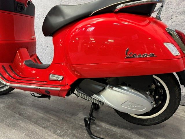 vespa - gts-300-super