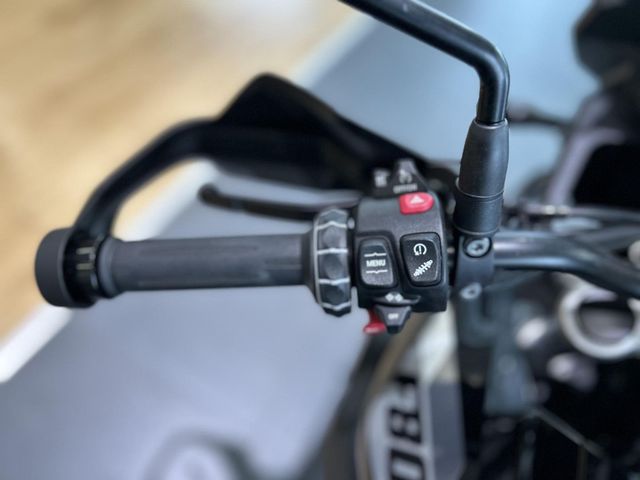 bmw - f-800-gs-triple-black-abs