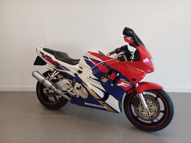 honda - cbr-600-f