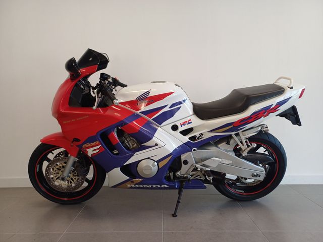 honda - cbr-600-f