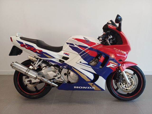 honda - cbr-600-f