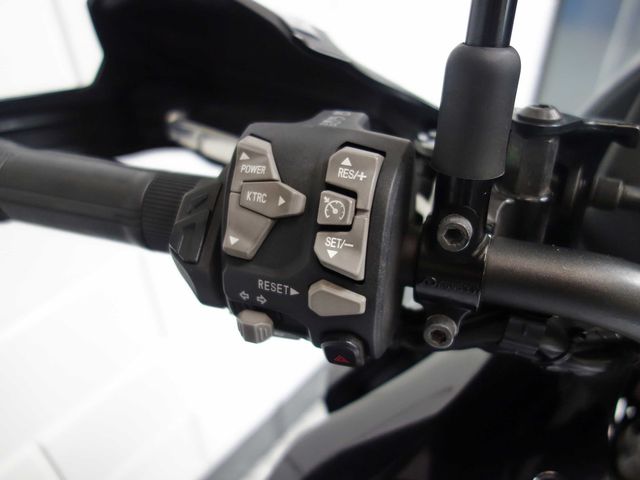 kawasaki - versys-1000