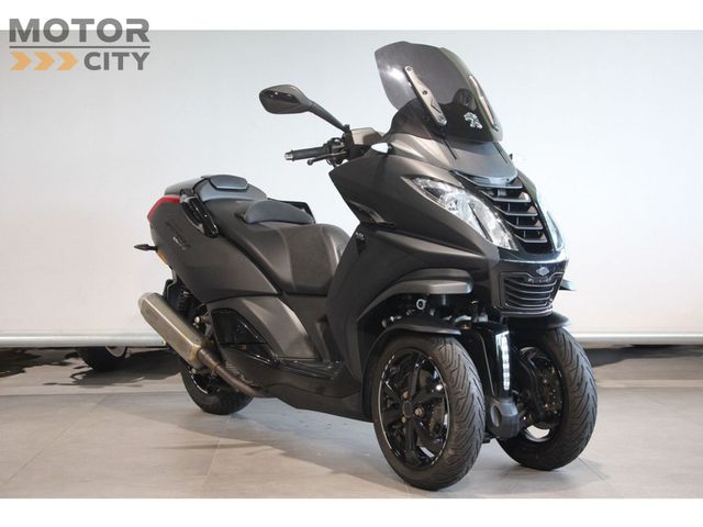peugeot - metropolis-400
