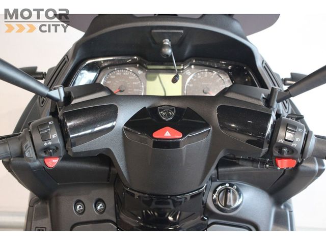 peugeot - metropolis-400