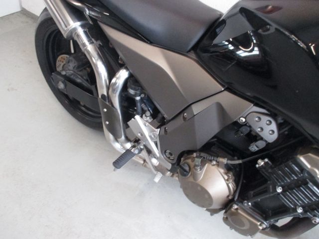 kawasaki - z-750