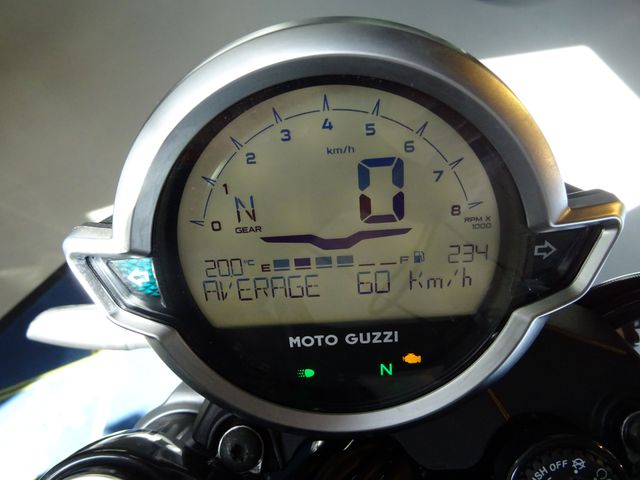 moto-guzzi - v-7-sport