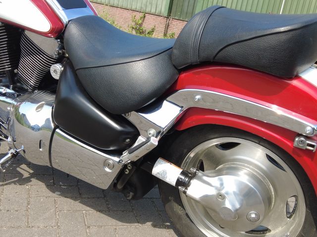 suzuki - vl-1500-lc-intruder