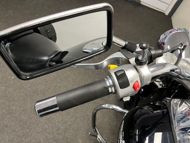 suzuki - new-intruder-m-800