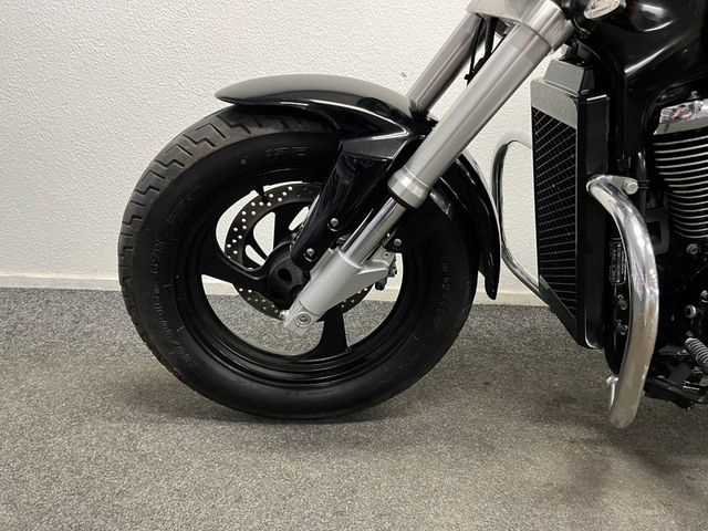 suzuki - new-intruder-m-800