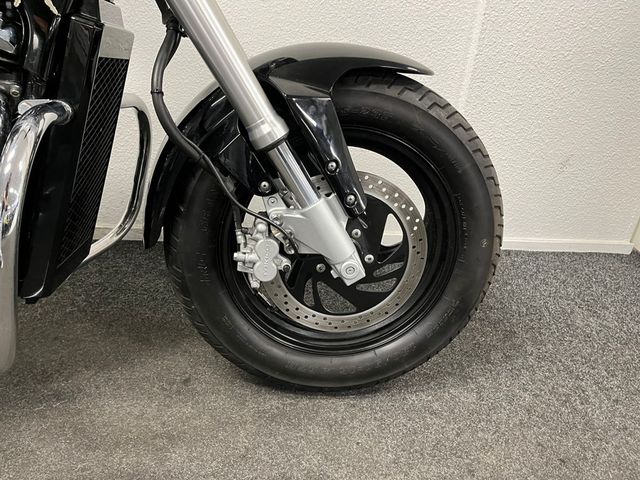 suzuki - new-intruder-m-800