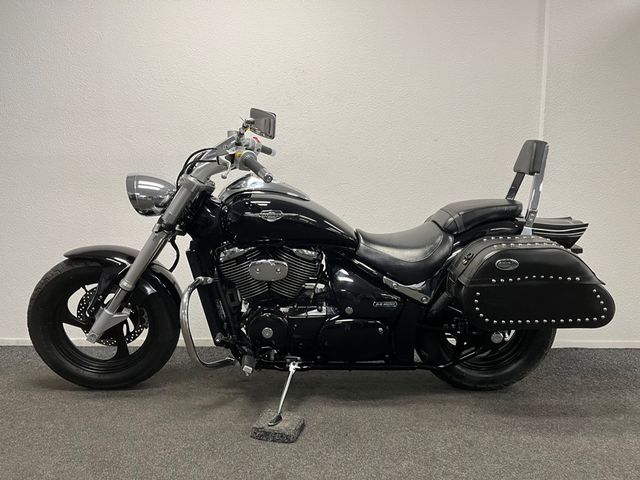 suzuki - new-intruder-m-800