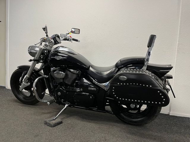 suzuki - new-intruder-m-800