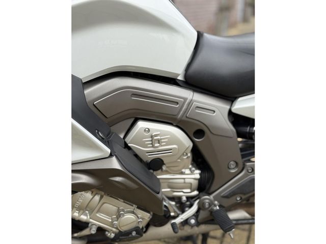 bmw - k-1600-gt