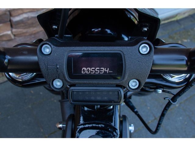 harley-davidson - softail-street-bob